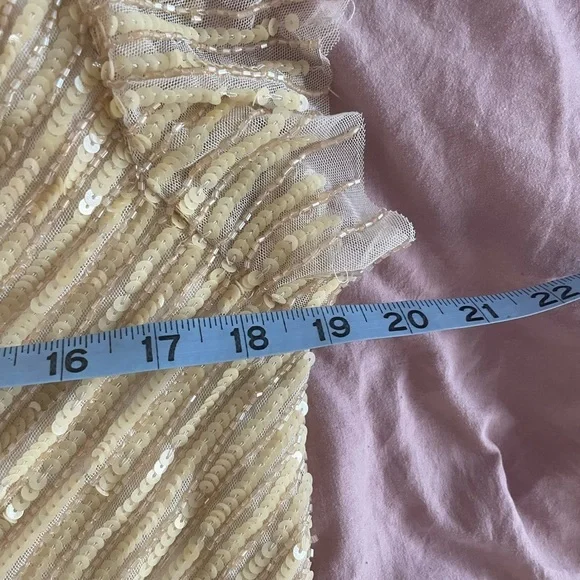 Mac Duggal Sequin Flutter Cap Sleeve Gown Size 10 - Picture 12 of 15